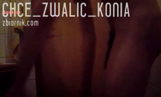 Pornoski w toalecie
