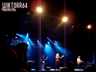 wiktorr64