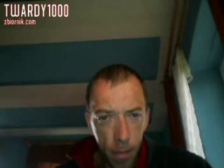 twardy1000