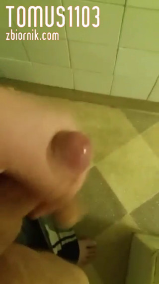 received_363960747532585.mp4