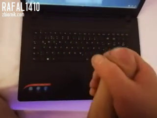 VID_20191015_212405.mp4