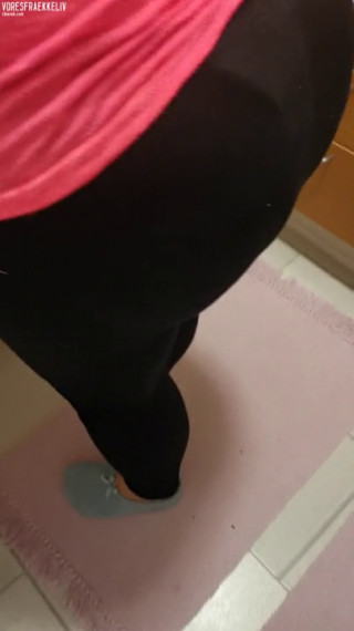 VID_20200202_235026.mp4