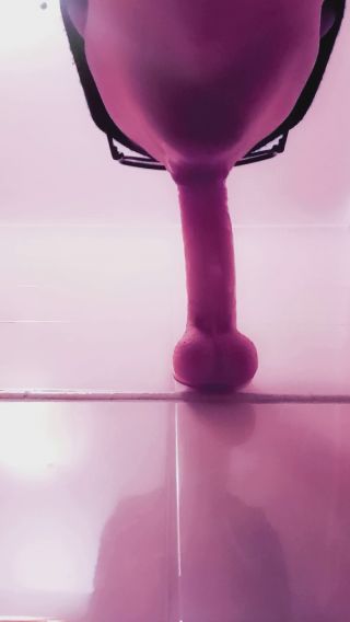 UleglyCumPiss