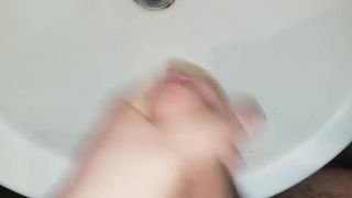 cbbe82ea614e7f2b9058fd33df5a017c.mp4