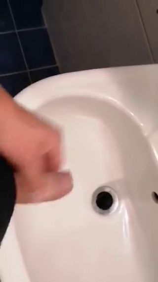 received_710954062783600.mp4