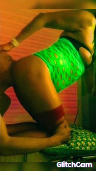 VideoGlitch_20210723_112917529.mp4