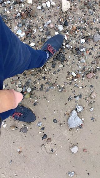 VID_20190524_192119958.mp4