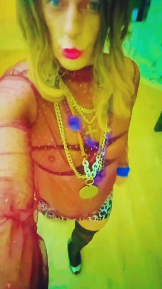 VideoGlitch_20210920_182010325_001_001.mp4