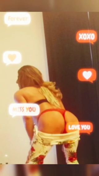 e8eec579189431fbaee235e66e5a8570_001.mp4