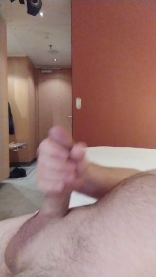 VID_20220221_010233.mp4