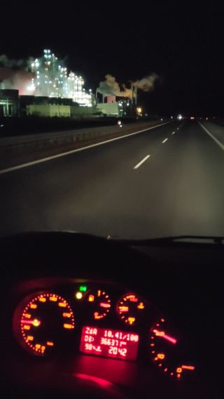 VID_20220221_204429.mp4