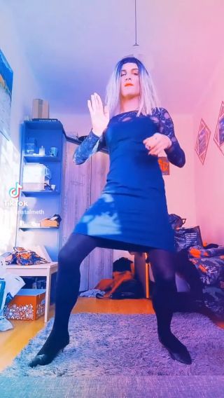 dda743bde17f81303d3668f513292793.mp4