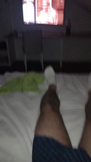 VID_20220425_213402286.mp4