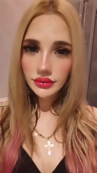 Alienanna1