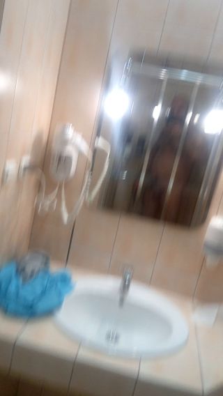 VID_20220829_211105.mp4