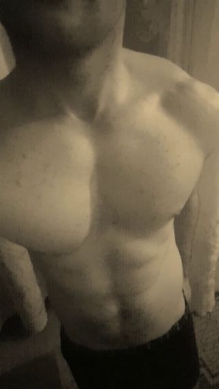 Adonisxxx