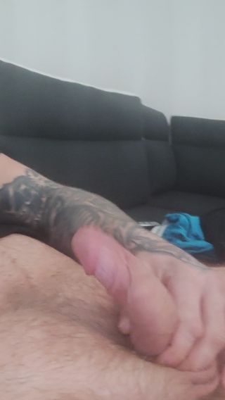 VID_20221214_211037.mp4