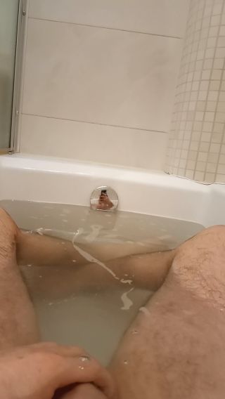 VID_20221222_203032.mp4