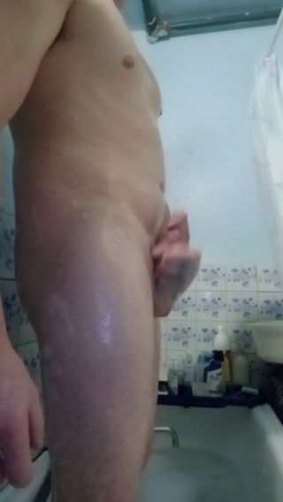 NKE28