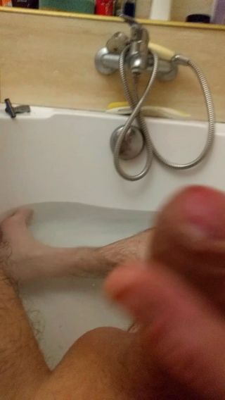 VID_20230207_231943~2.mp4