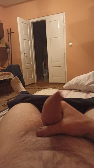 VID_20230304_224856.mp4