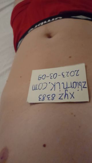 xyz8383