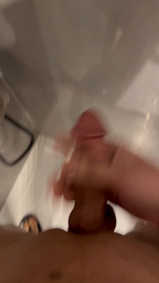 Handsome_Stretch