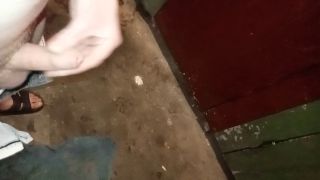 VID20230421011033.mp4