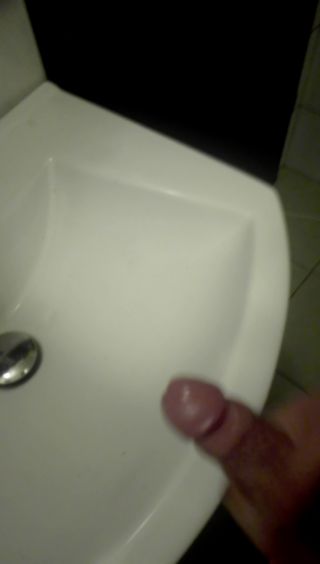 VID_20230426_001615.mp4