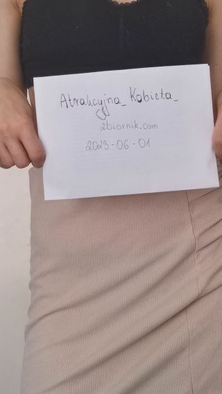 Atrakcyjna_Kobieta_