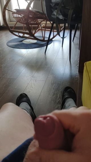 VID_20230531_150115208.mp4