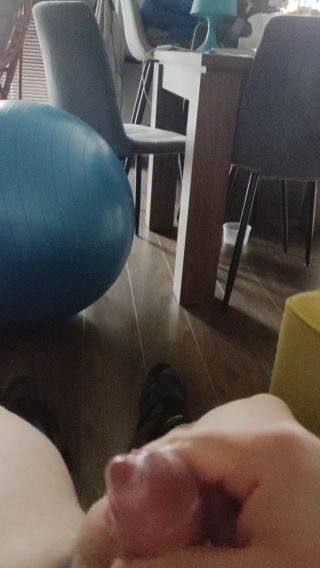 VID_20230627_163456098.mp4