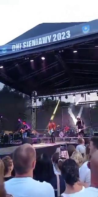 received_528062342783726.mp4