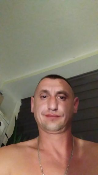 VID_20230801_221527.mp4