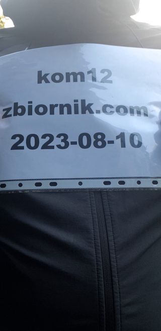 kom12