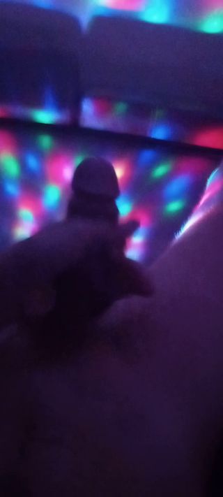 VID_20230815_193704.mp4