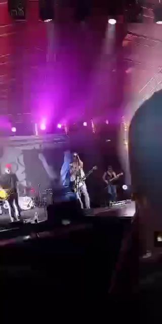 received_6409957082436587.mp4