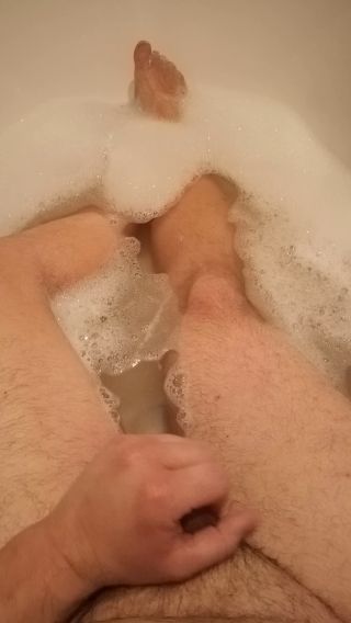 VID_20231108_190436.mp4