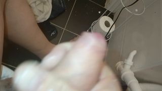 VID_20240227_022453.mp4