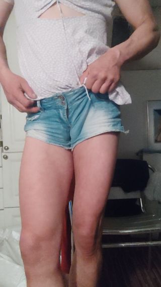 VID_20240419_224639.mp4