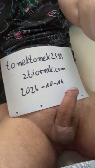 tomektomek2489