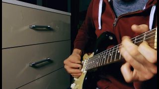 🎸