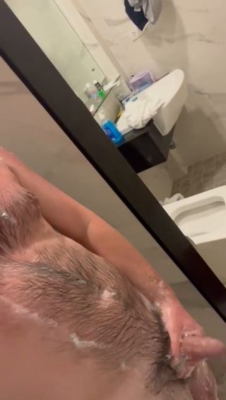 ddbbad77-3c12-4be0-b370-7877cd8363d9.mov