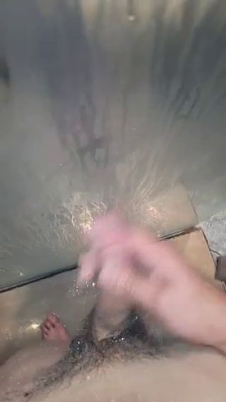 8c12e1cdbea4e6a2d32297d405c85c55.mp4