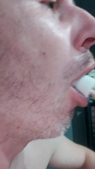 20250410_223224_1.mp4