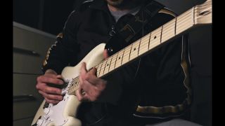 🎸🙂