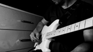 🎸