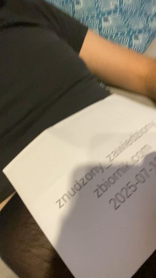 znudzony_zawiedziony