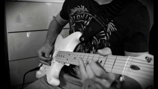 🎸😇