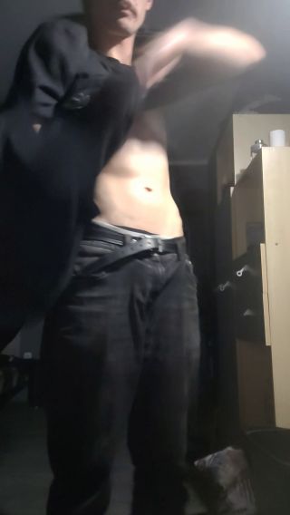 Snapchat-876235442.mp4